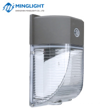 DLC ETL mini 12w 13w 18w 26w Dusk-to-Dawn led security wall pack light ip65 LED outdoor lights wholesaler offer